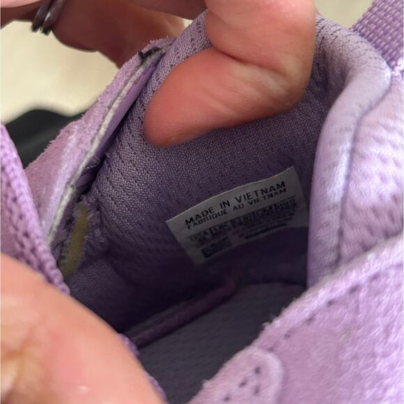 Cardi B Reebok Club V2 Puzzled Purple Sneakers - Size 9 - Picture 10 of 11